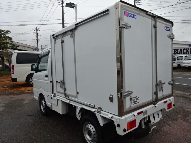 ＮＴ100クリッパートラック冷凍車-30℃設定  AT　菱重製冷凍機　バックモニター  箱厚１００ｍｍ　売約済ホワイト