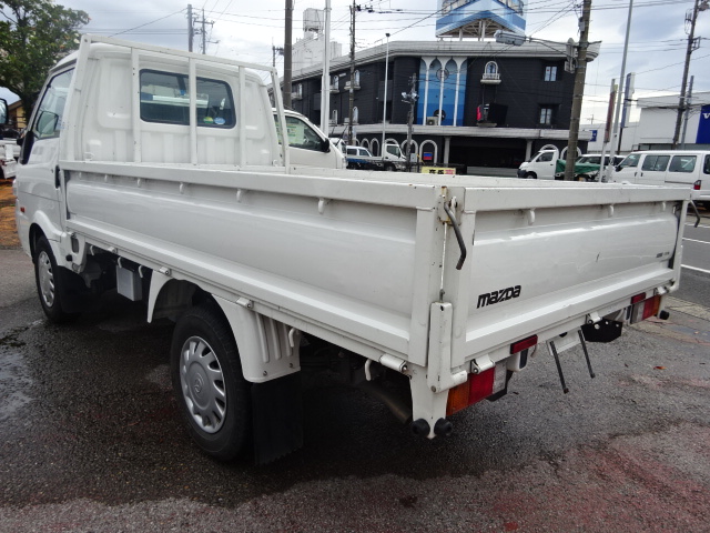 ボンゴ トラック1.15t積載  ロングスーパーロー　1.8G 　ＡＴ　バックモニター付　売約済ホワイト