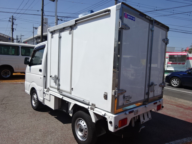 ＮＴ100クリッパートラック冷凍車-30℃設定  超低温  菱重製冷凍機 箱厚１００ｍｍ　２コンプレッサー　AT　売約済ホワイト