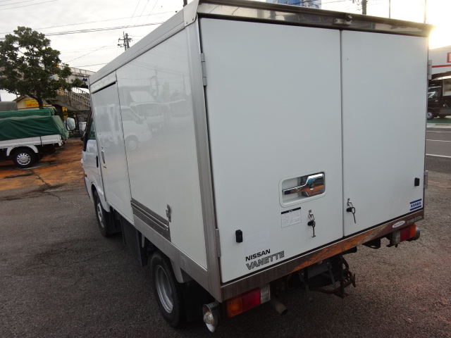 バネットトラック冷凍車-7℃設定デンソー製冷凍機　1.8ガソリン　AT　ナビ　ワンセグ売約済ホワイト
