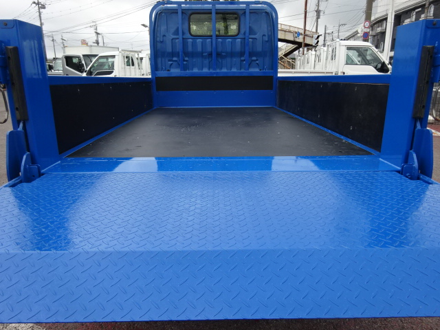 ﾀﾞｲﾅ・ﾄﾖｴｰｽ平ボディ　ゲート付1.5t積載10尺ロングジャストロー　2.0Ｇ　5F  600Kg垂直ゲート　新品木製床  売約済ブル－