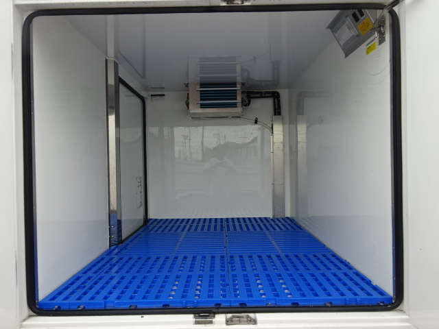ハイゼット トラック冷凍車 中古車-7℃設定デンソー製冷凍機　ハイルーフ　AT　強化サス　サイドドア　FRP製荷箱　バックモニター　売約済ホワイト