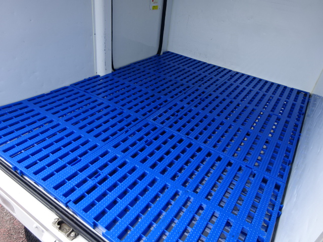 ミニキャブトラック冷凍車-5℃設定　AT　菱重製冷凍機　50ｍｍ保冷庫　２コンプレッサー　強化サス　バックモニター  売約済ホワイト