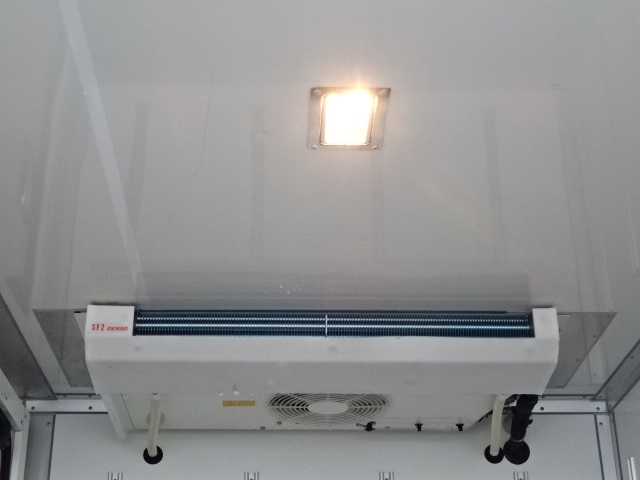 ﾀﾞｲﾅ・ﾄﾖｴｰｽ冷凍車-7℃設定デンソー製冷凍機 1.35ｔ積載 3.0Dターボ  AT バックモニター サイドドア付　売約済ホワイト