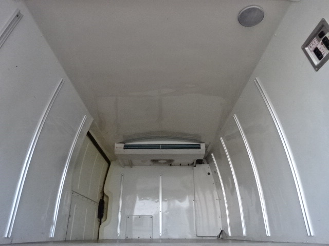 ﾊｲｴｰｽ･ﾚｼﾞｱｽｴｰｽバン冷蔵冷凍車-7℃設定デンソー製冷凍機　3.0Dターボ　AT　ナビ　バックモニター　売約済ホワイト