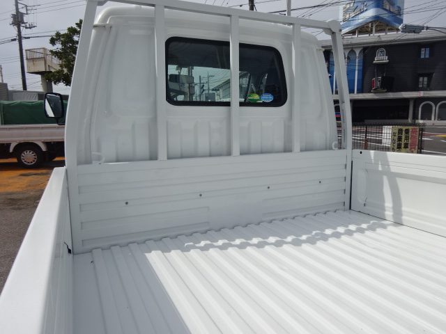 ボンゴ トラック1.15t積載ロング　1.8G　AT　 フル装備 　ナビ　キーレス　ETC　売約済ホワイト