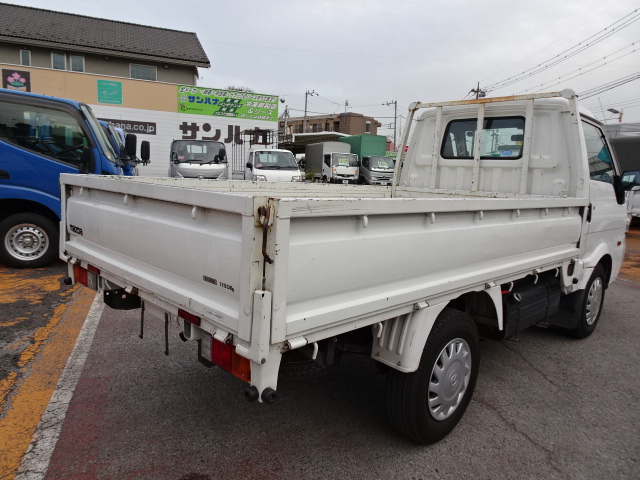 ボンゴ トラック1.15t積載  ロングジャストロー　1.8G   ＡＴ　ナビ　ブルートゥースホワイト