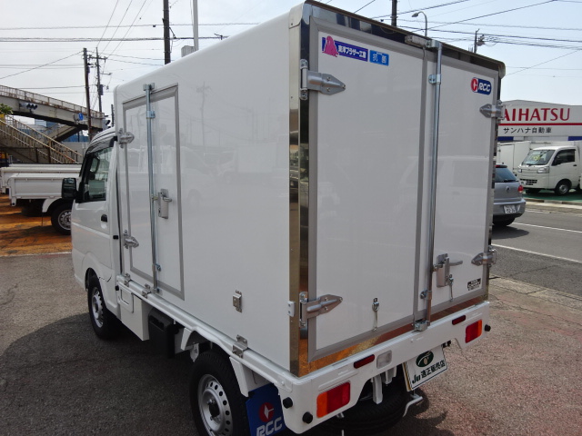 キャリー 冷凍車-30℃設定  AT　菱重製冷凍機 箱厚１００ｍｍ　２コンプレッサー　ATホワイト
