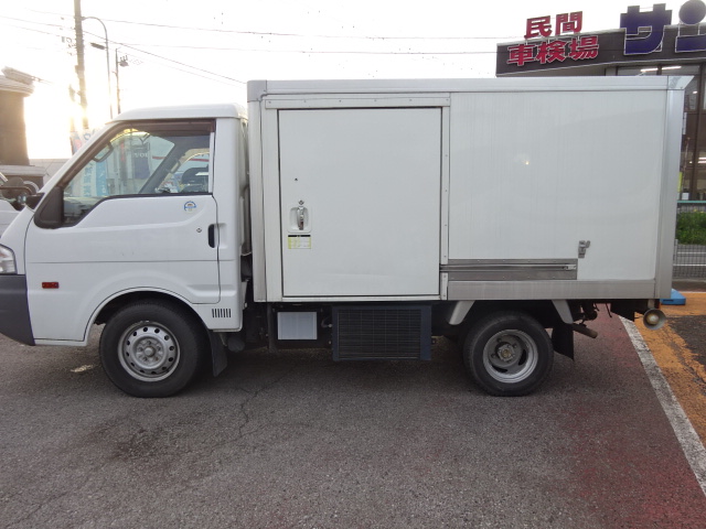 バネットトラック冷凍車-7℃設定デンソー製冷凍機　1.8ガソリン　AT　ナビ　ワンセグ売約済ホワイト
