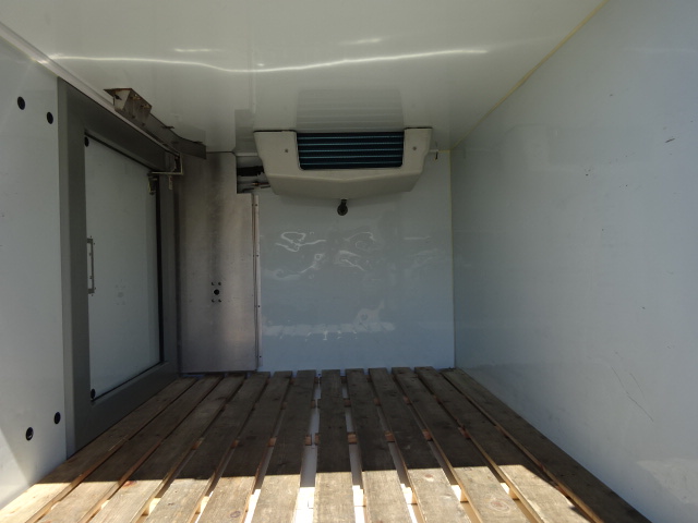 キャリー 冷凍車-20℃設定サーモキング製冷凍機　スライドドア　ＡＴ　フル装備　キーレス  ETC付　売約済ホワイト