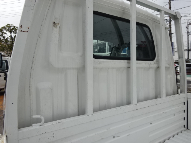 ボンゴ トラック0.85t積載　1.8ガソリン　AT　 リヤＷタイヤ 　フル装備 　売約済ホワイト