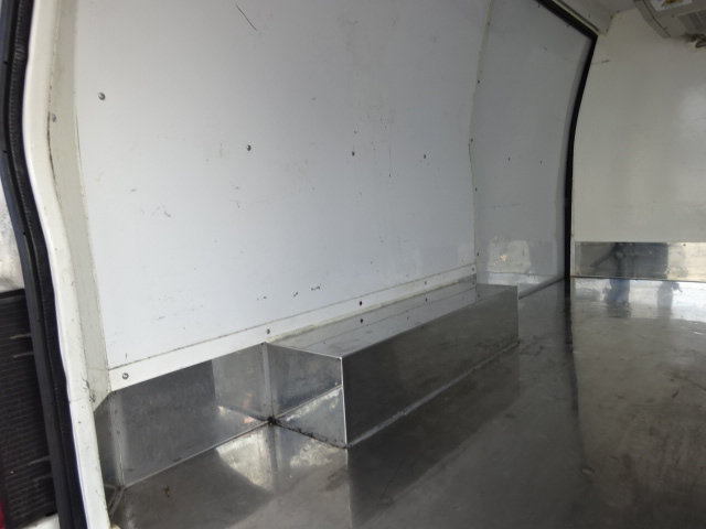 ボンゴバン冷蔵冷凍車-５℃設定コールドスター製冷凍機 1.8G  AT ワンオーナー 売約済ホワイト