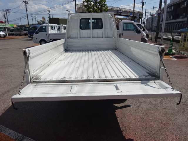 バネットトラック0.9t積載　ロングＤＸ　Ｓジャストロー　1.8G　AT　荷台は塗装しますホワイト