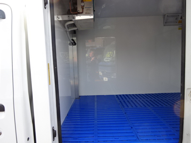 ハイゼット トラック冷凍車 中古車-7℃設定デンソー製冷凍機　ハイルーフ　AT　強化サス　サイドドア　FRP製荷箱 売約済ホワイト