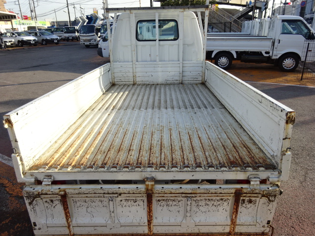 バネットトラック1.0t積載　ロングDX　1.8G　AT　 リヤＷタイヤ 　フル装備　荷台と煽りは塗装しますホワイト